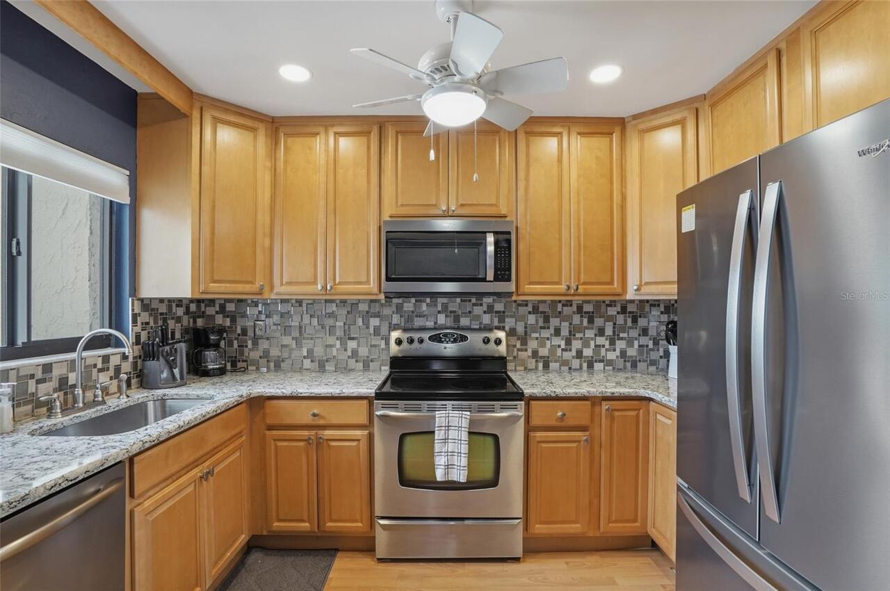 Listing Photo 16