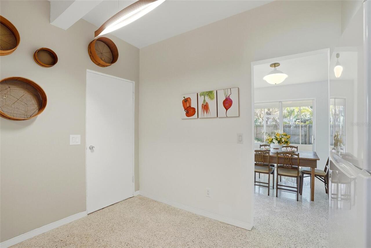 Listing Photo 17
