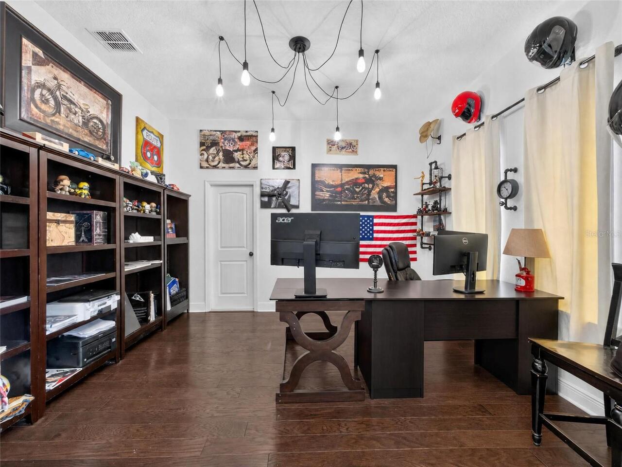 Listing Photo 10