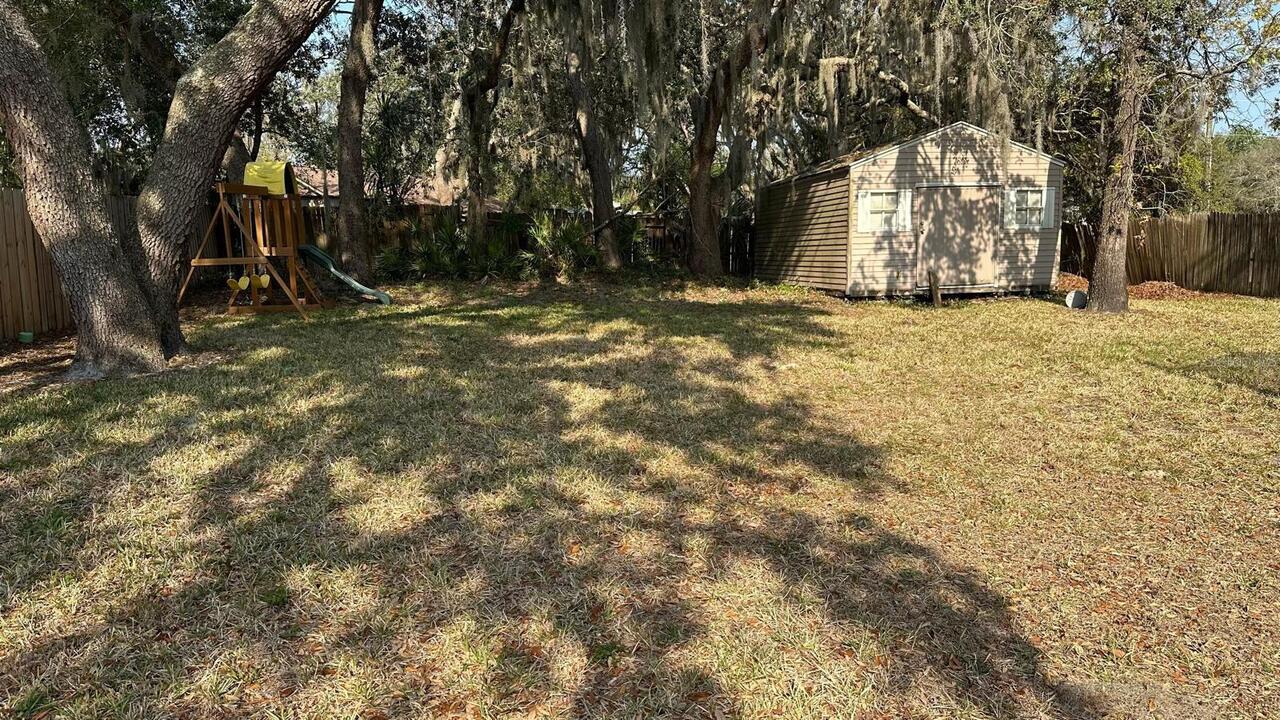 Listing Photo 11