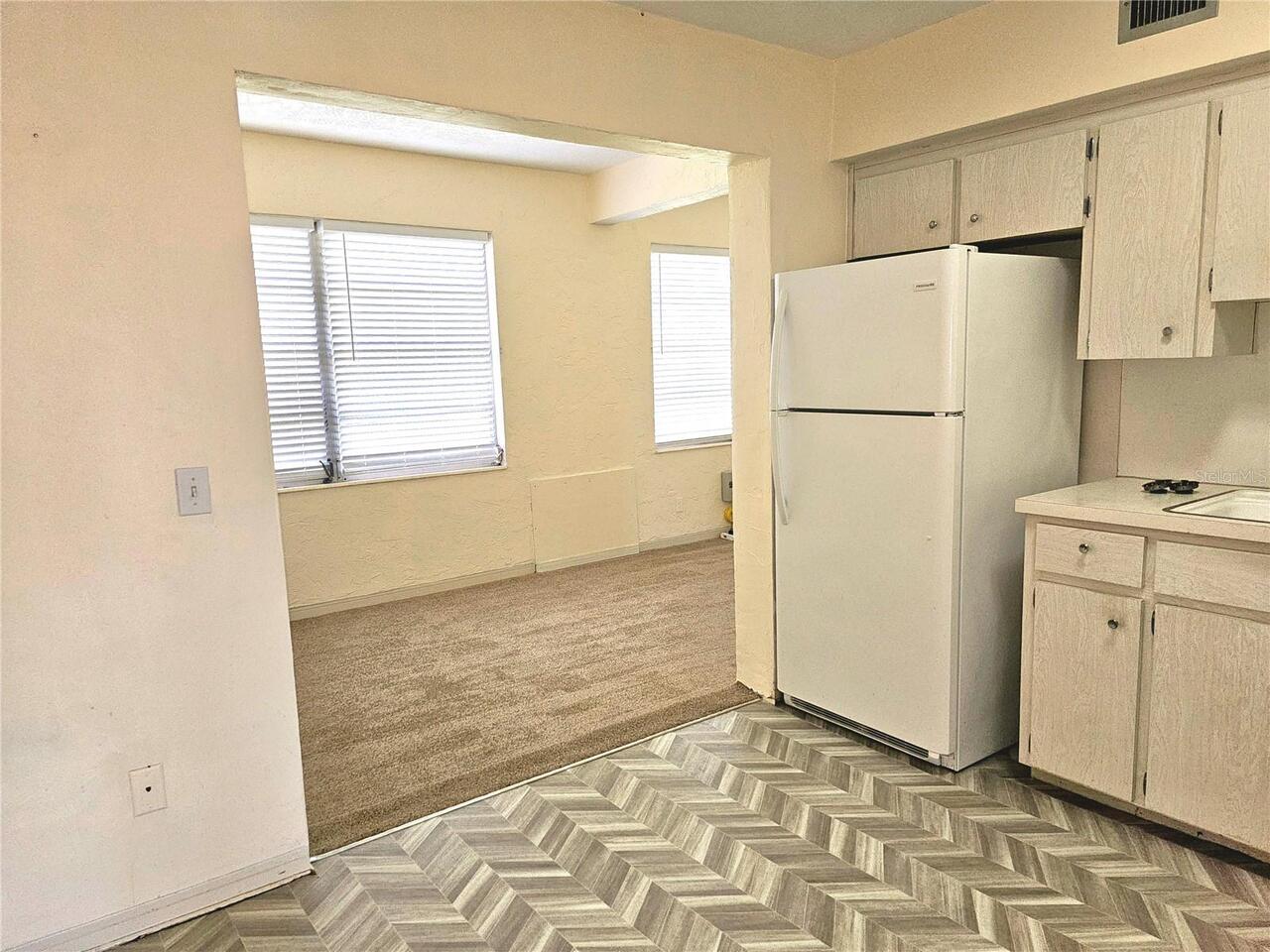 Listing Photo 7