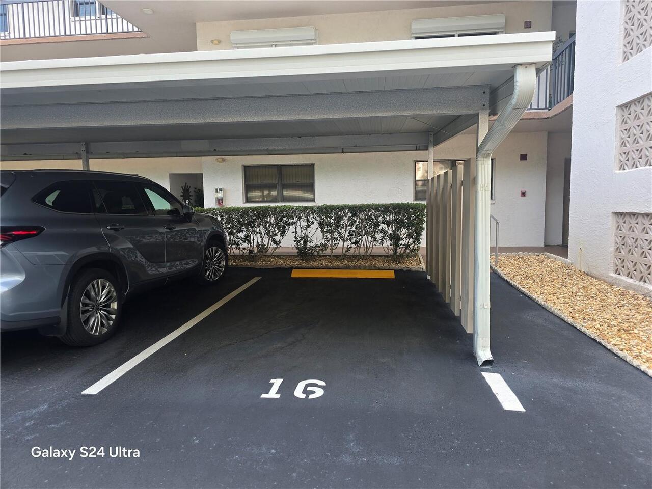 Listing Photo 6