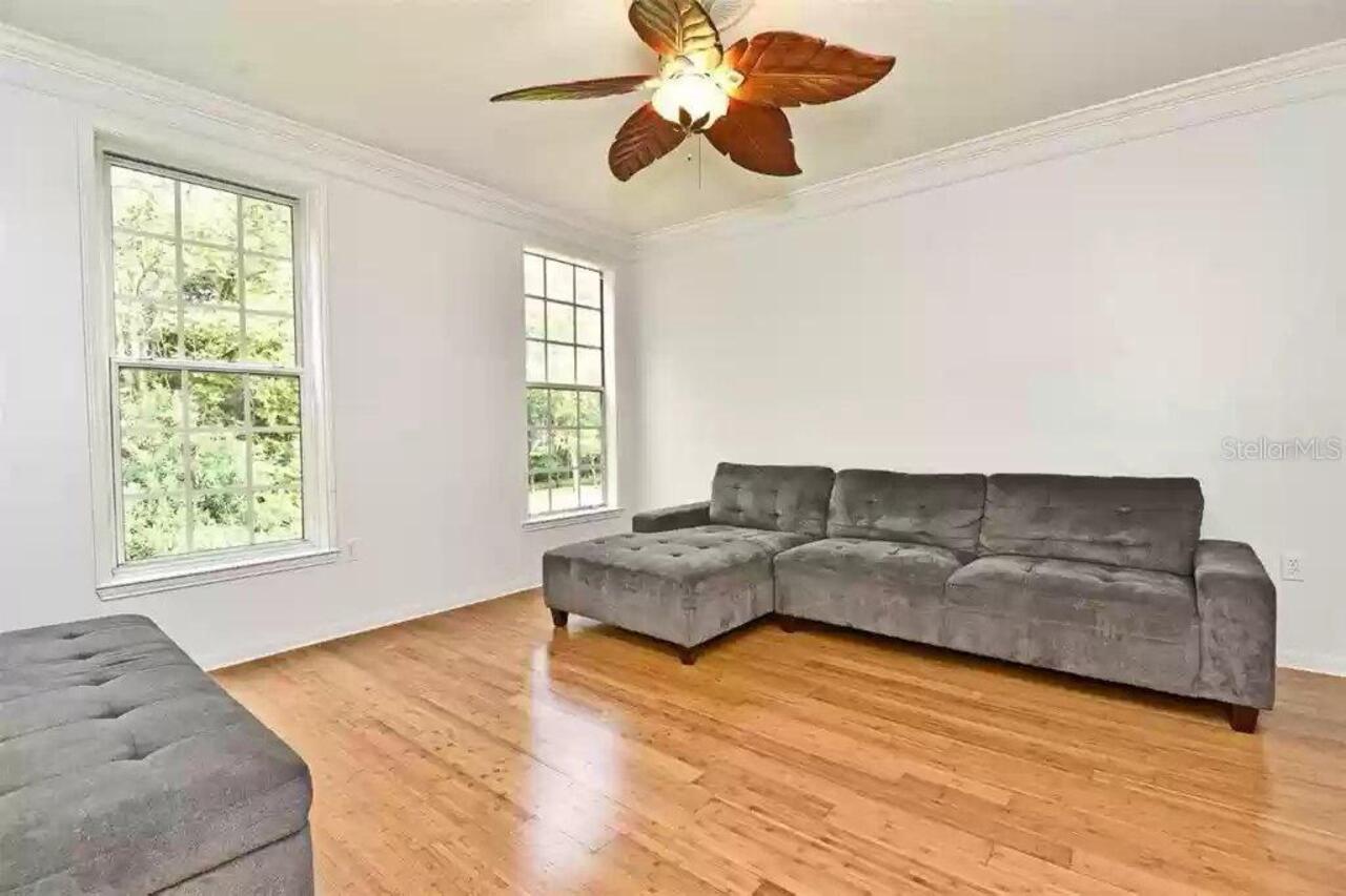 Listing Photo 16