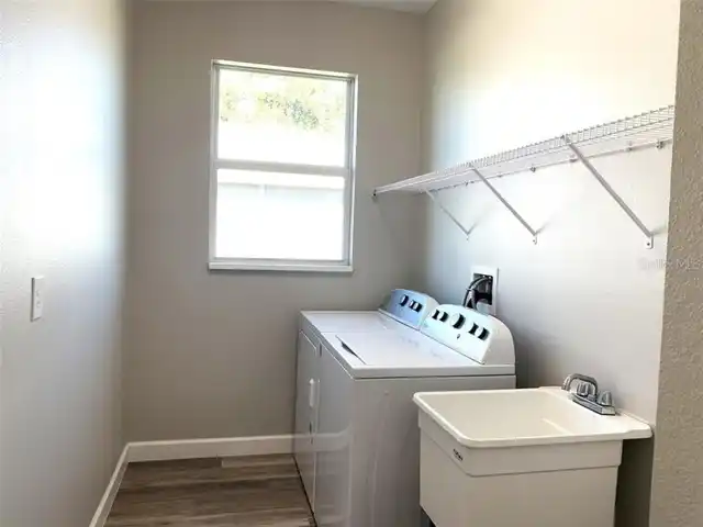 Listing Photo 10