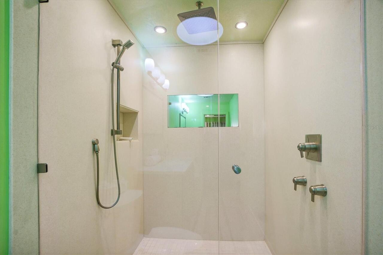 Listing Photo 24