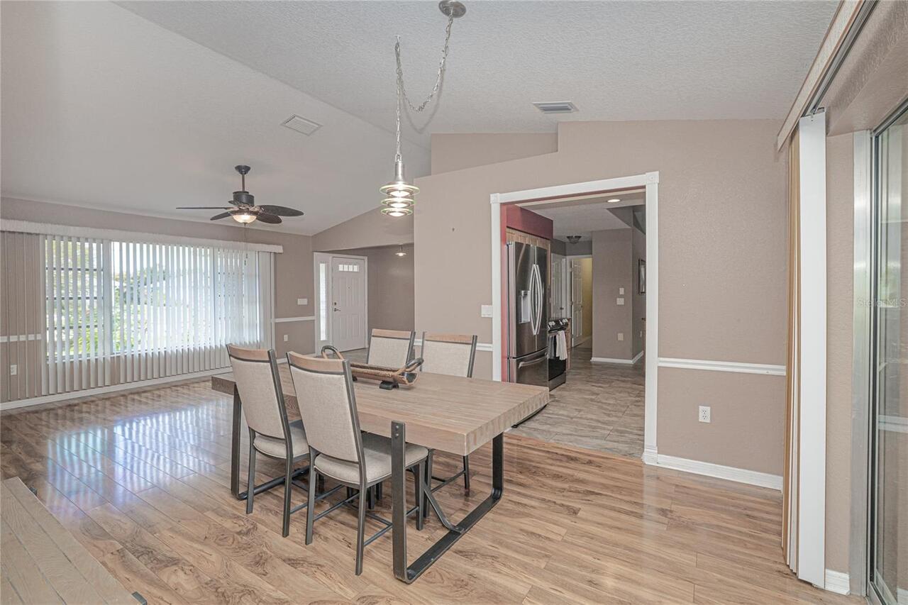 Listing Photo 14