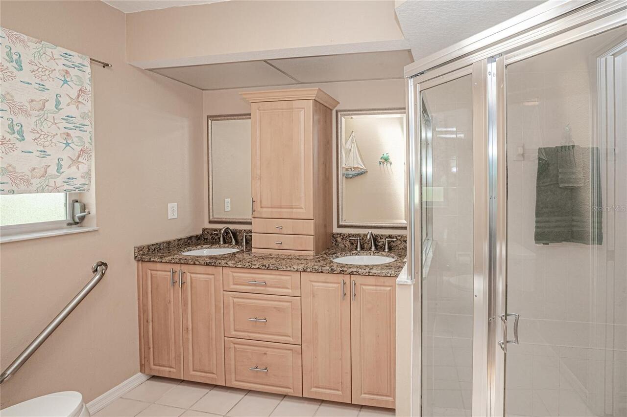 Listing Photo 25