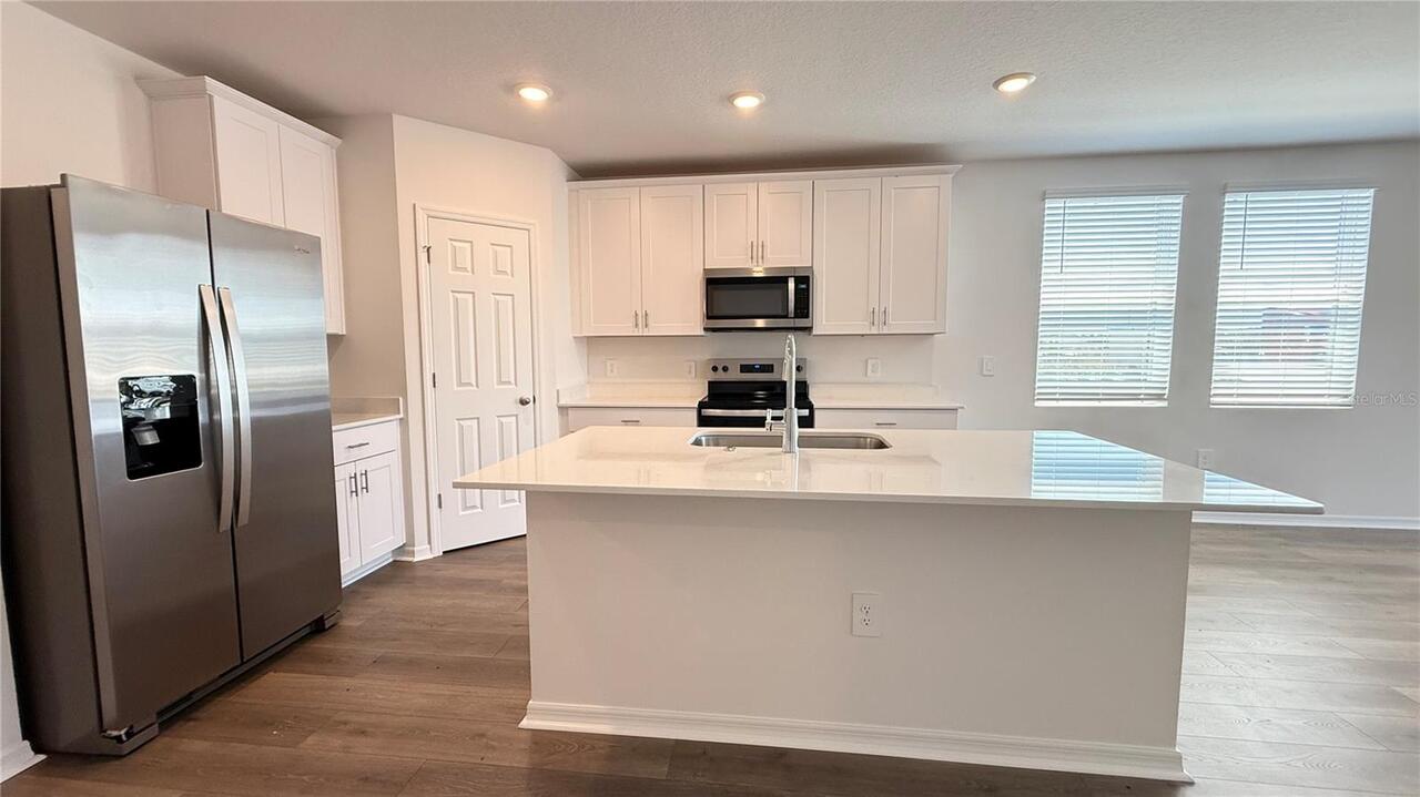 Listing Photo 9