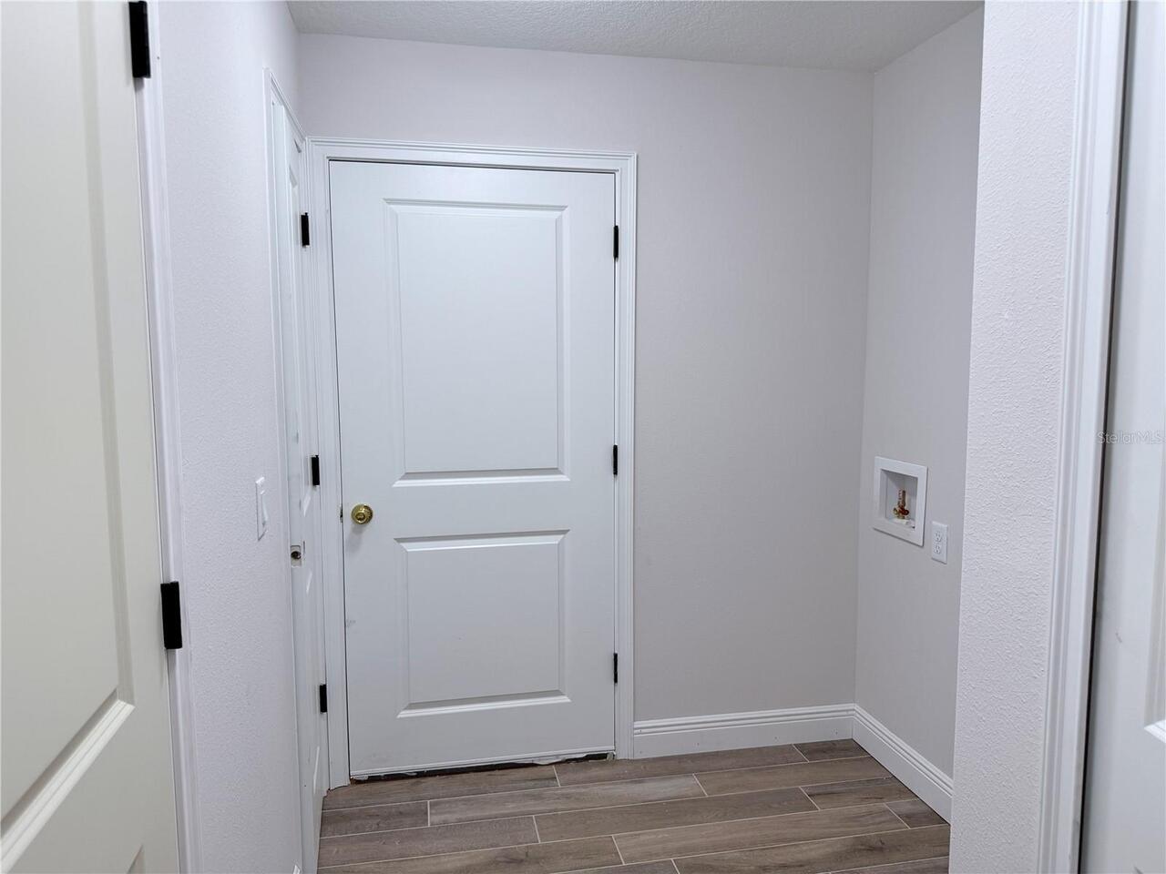 Listing Photo 17