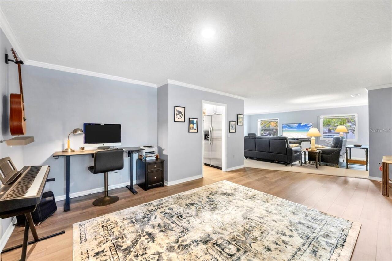 Listing Photo 9