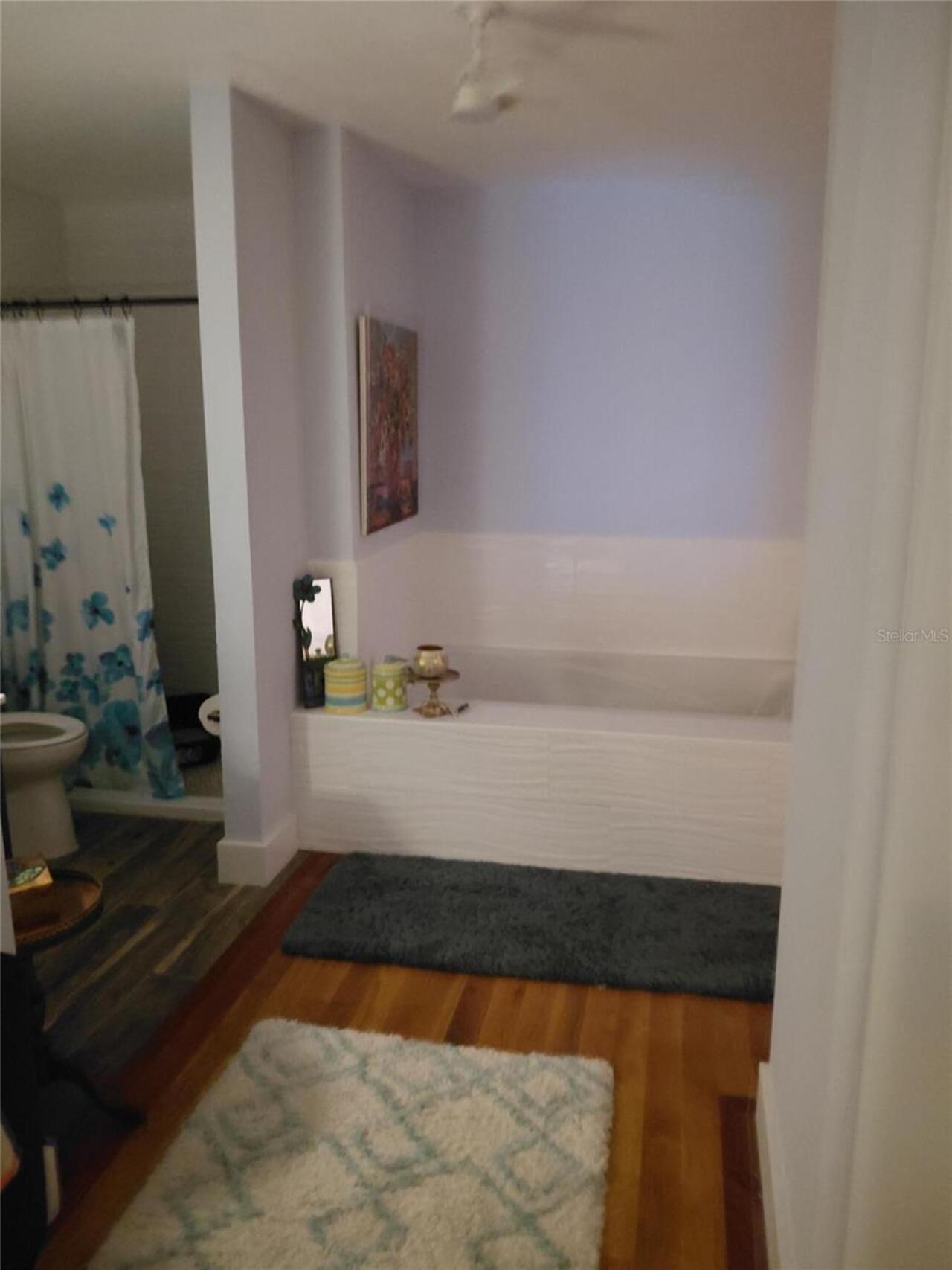 Listing Photo 20