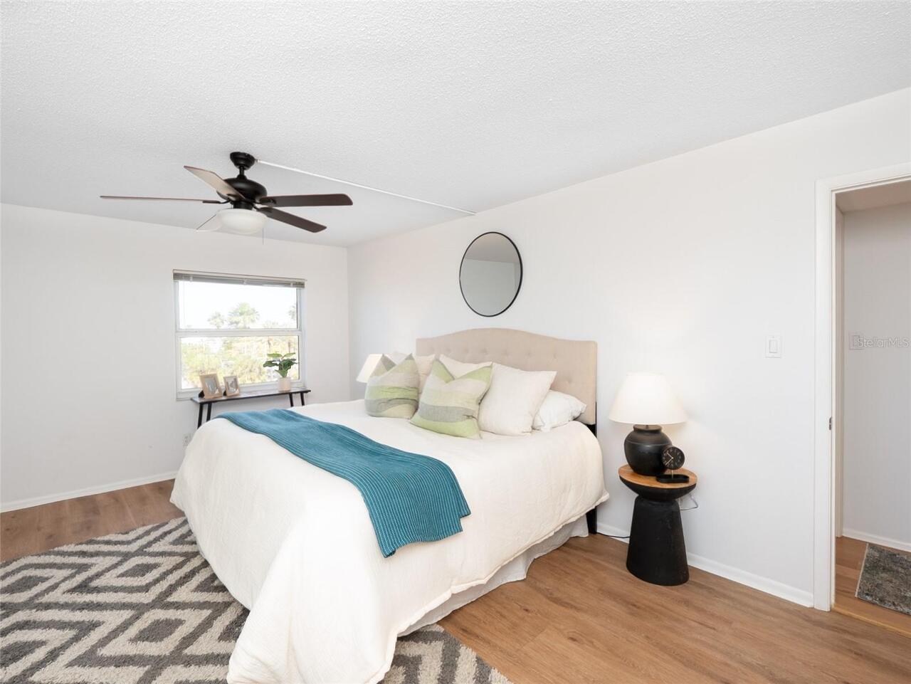 Listing Photo 33