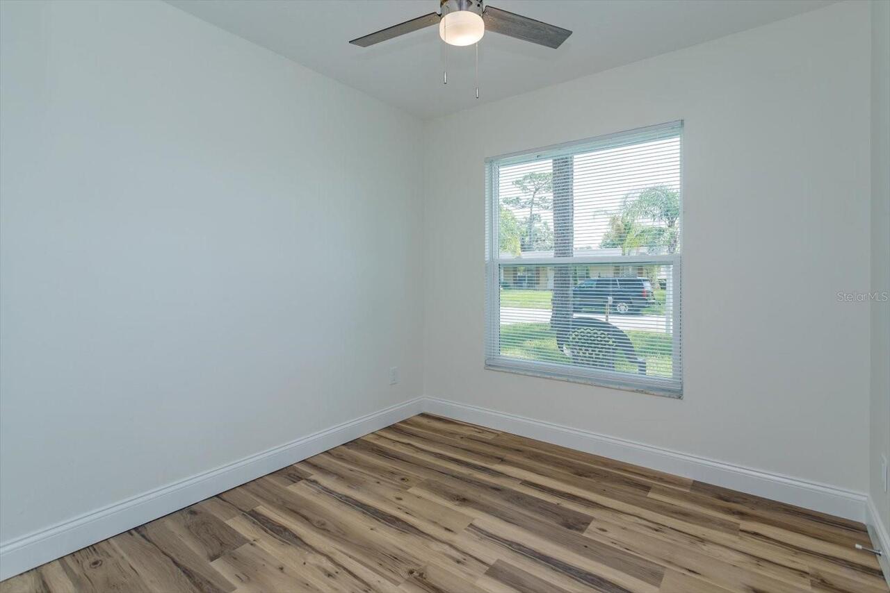 Listing Photo 25