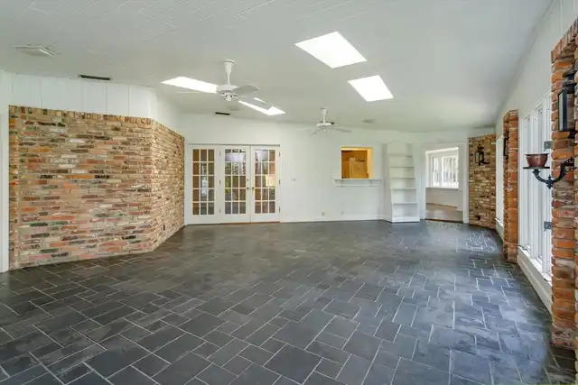 Listing Photo 25