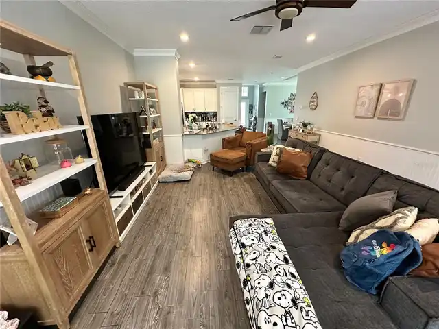 Listing Photo 14