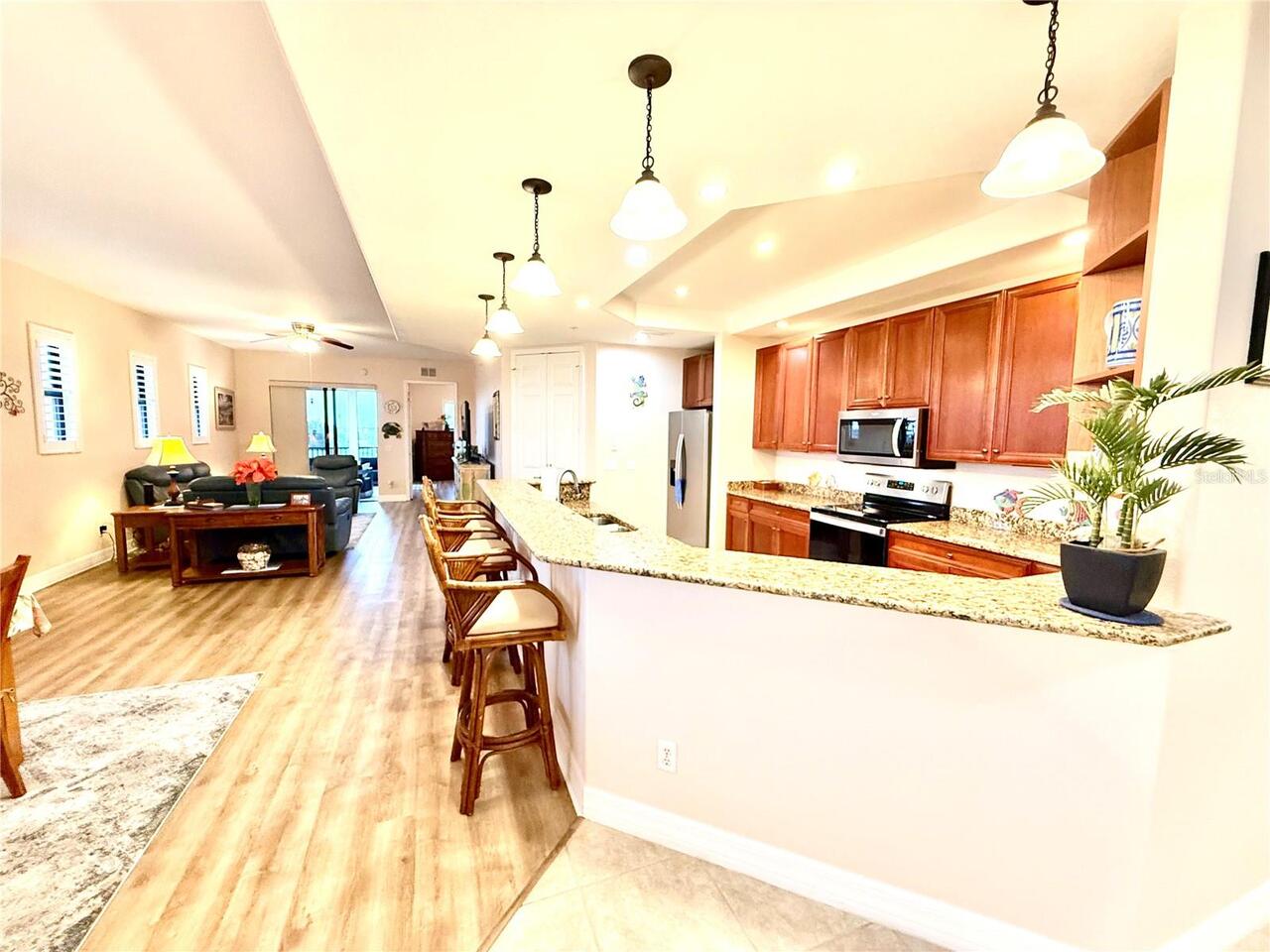 Listing Photo 10
