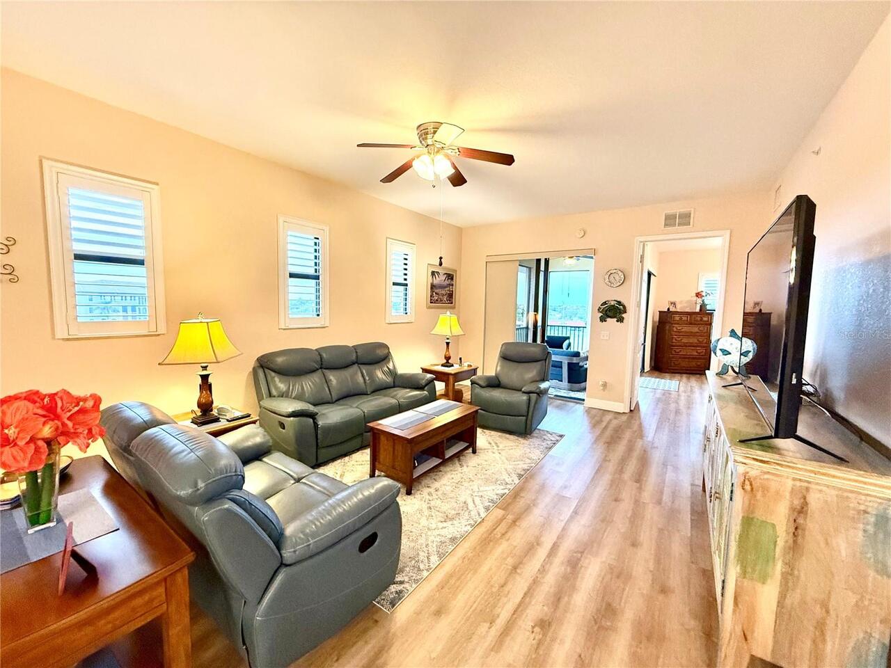 Listing Photo 14