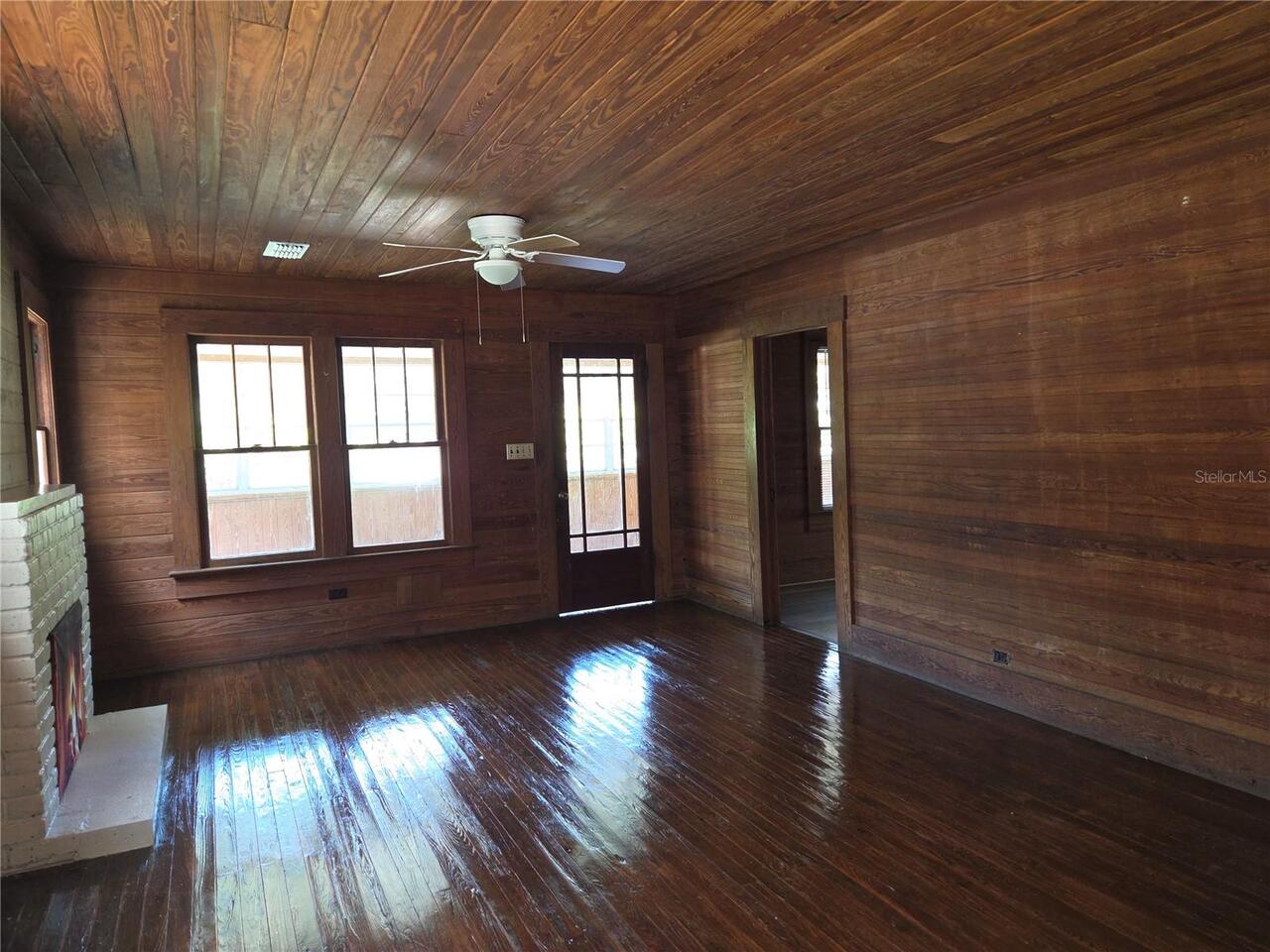 Listing Photo 16