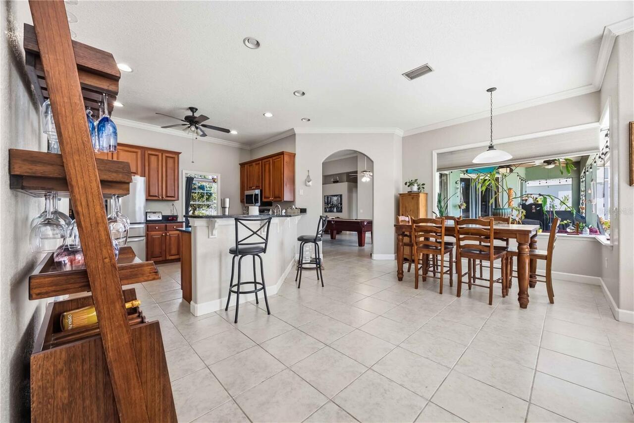 Listing Photo 8