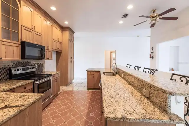Listing Photo 15