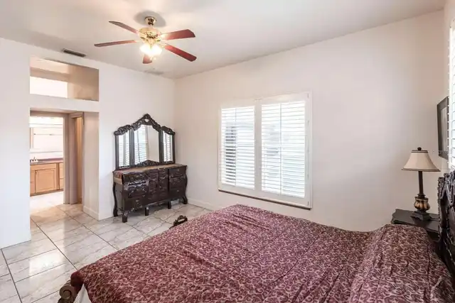 Listing Photo 23