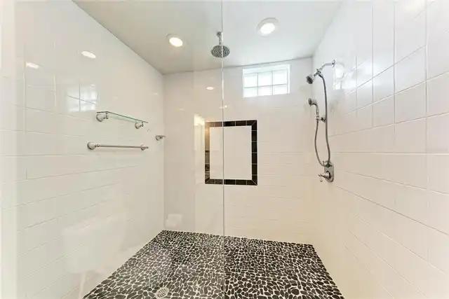Listing Photo 26