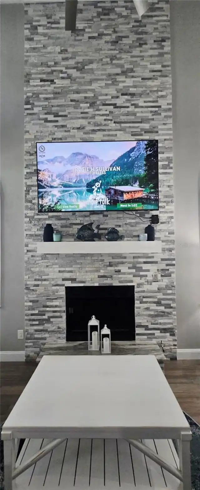 Listing Photo 9