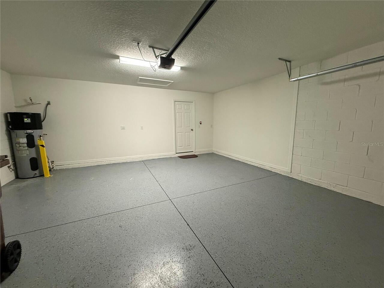 Listing Photo 14