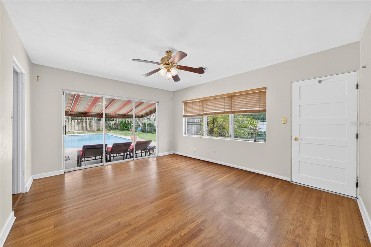 Listing Photo 15