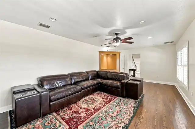 Listing Photo 17