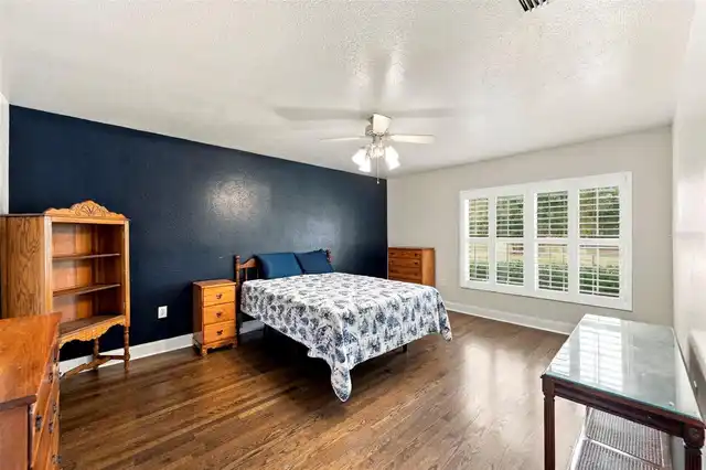 Listing Photo 33