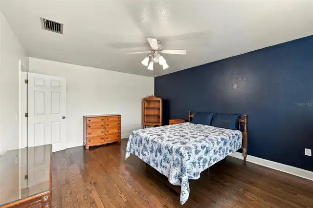 Listing Photo 34