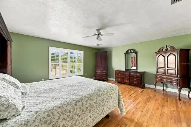 Listing Photo 42