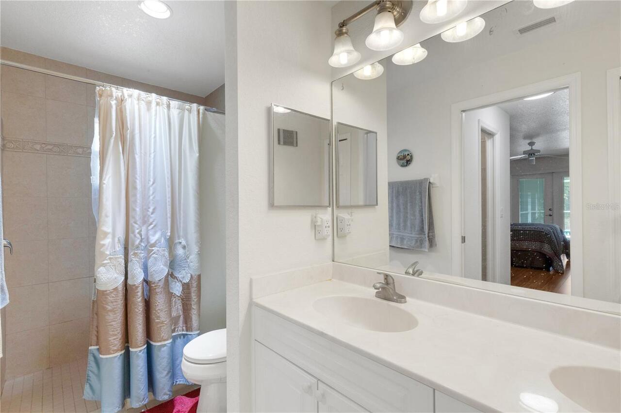 Listing Photo 25