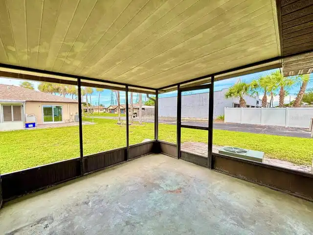 Listing Photo 19