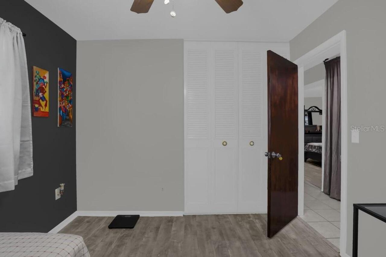 Listing Photo 17
