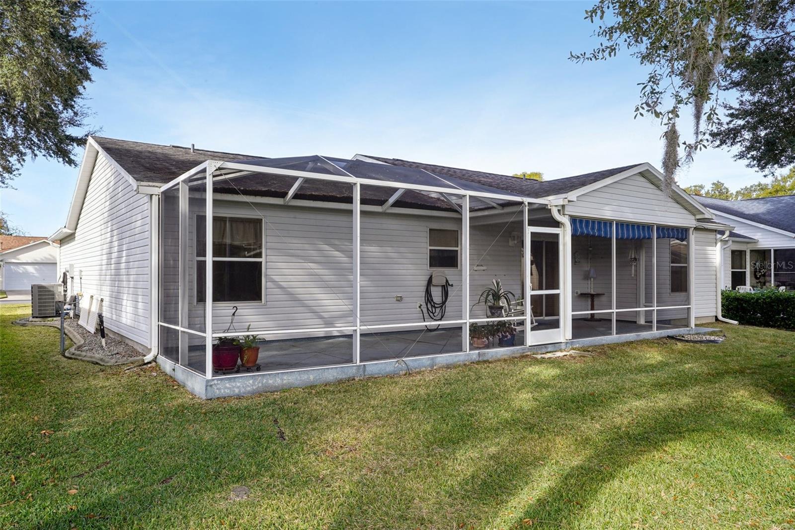Listing Photo 11
