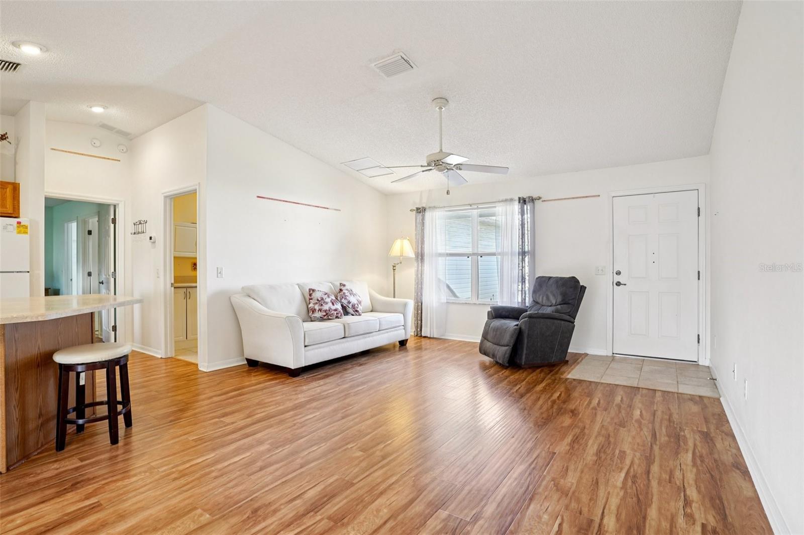 Listing Photo 14