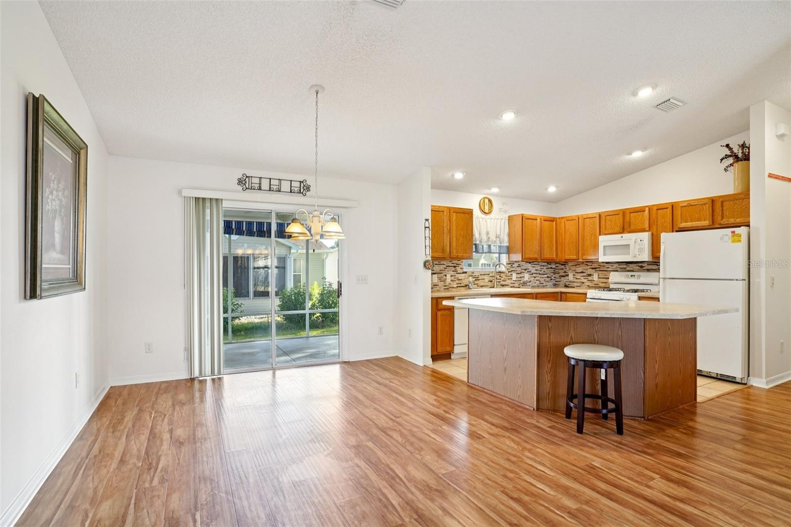 Listing Photo 18