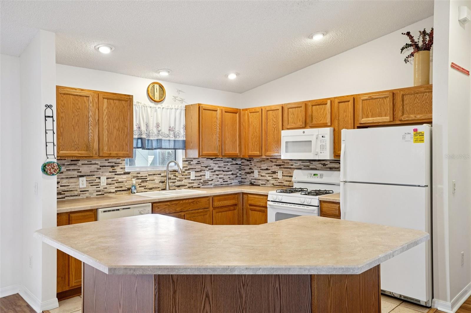 Listing Photo 19