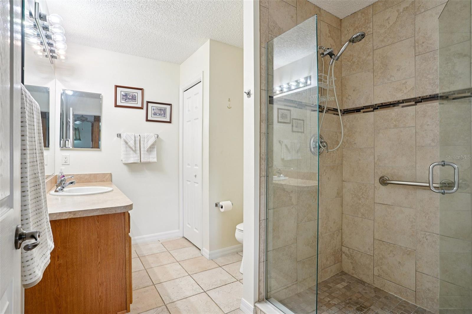 Listing Photo 28