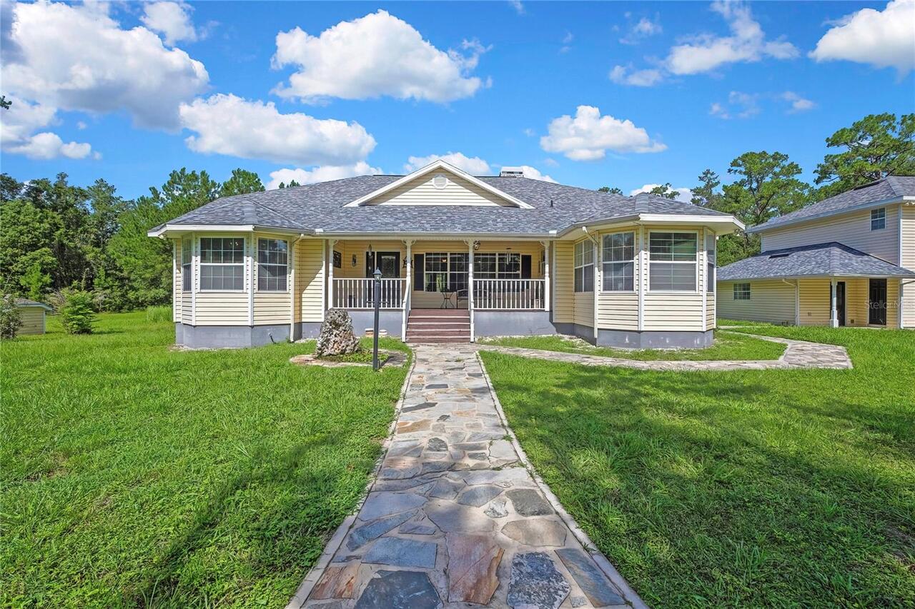 Listing Photo 11