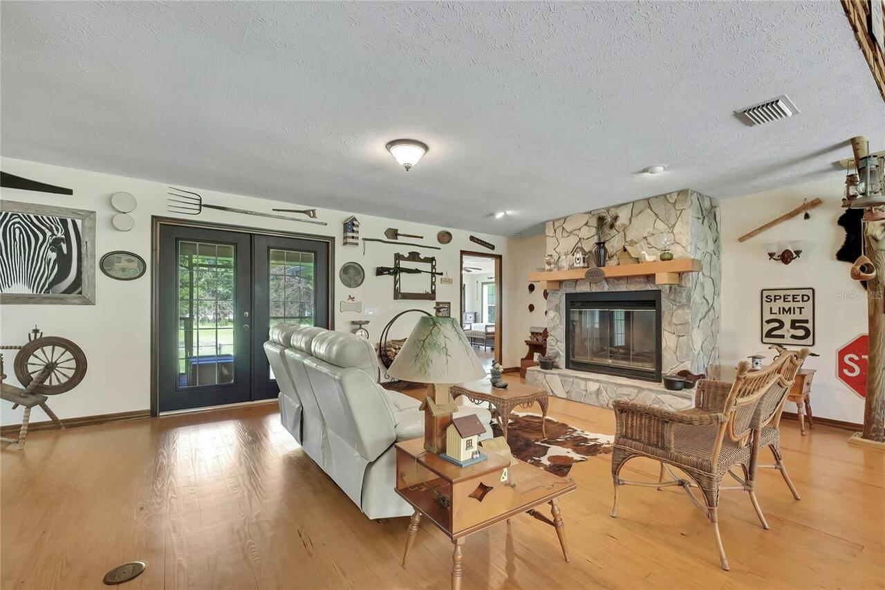 Listing Photo 19