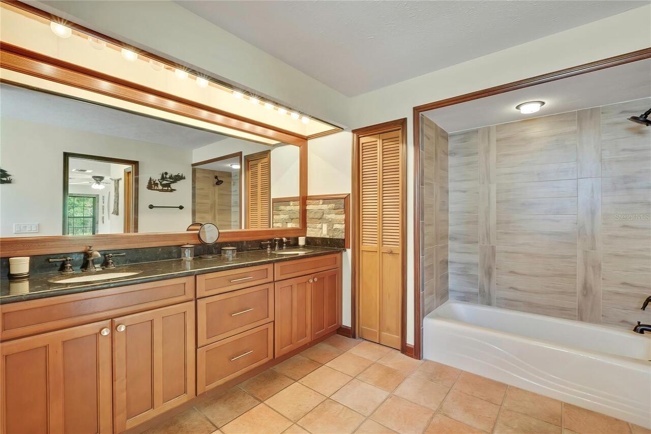 Listing Photo 38