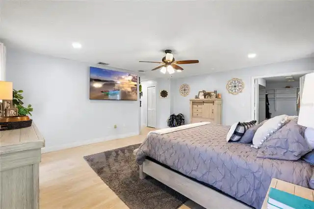 Listing Photo 38