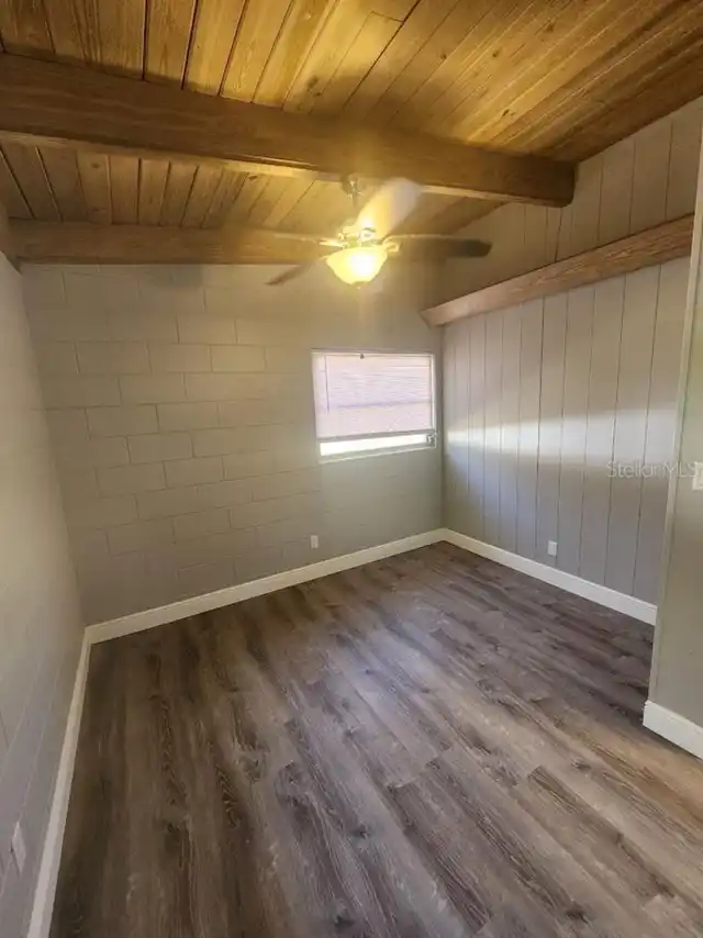 Listing Photo 14