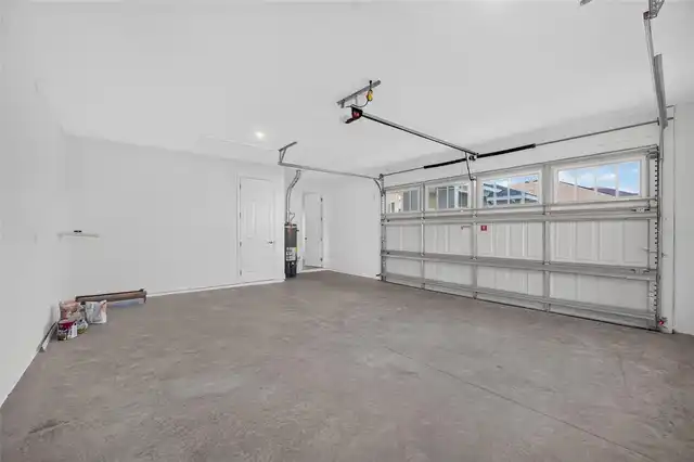 Listing Photo 14