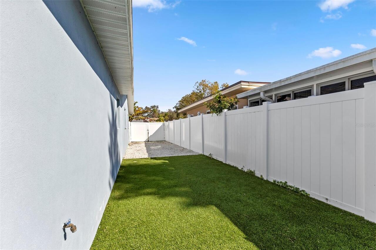 Listing Photo 32