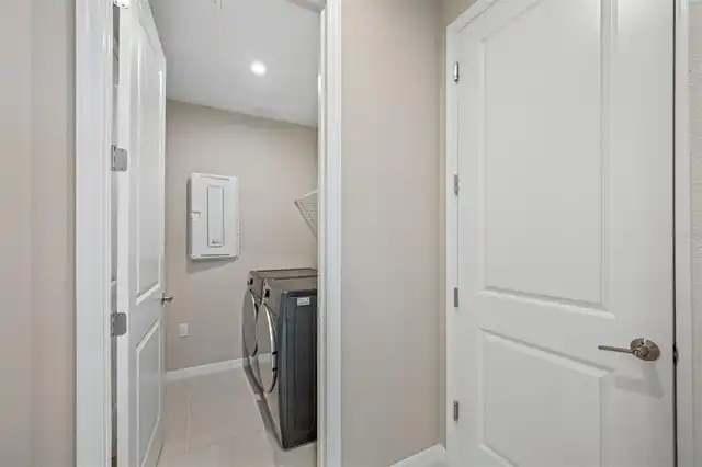 Listing Photo 9