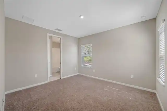 Listing Photo 28